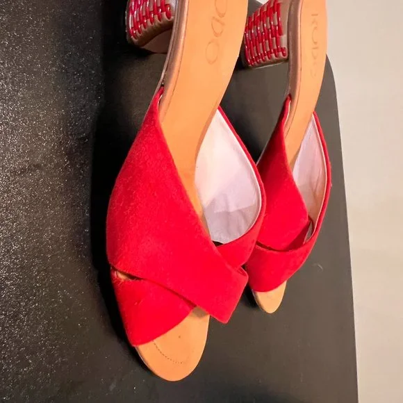 Rodo red size EU 39 sandal
